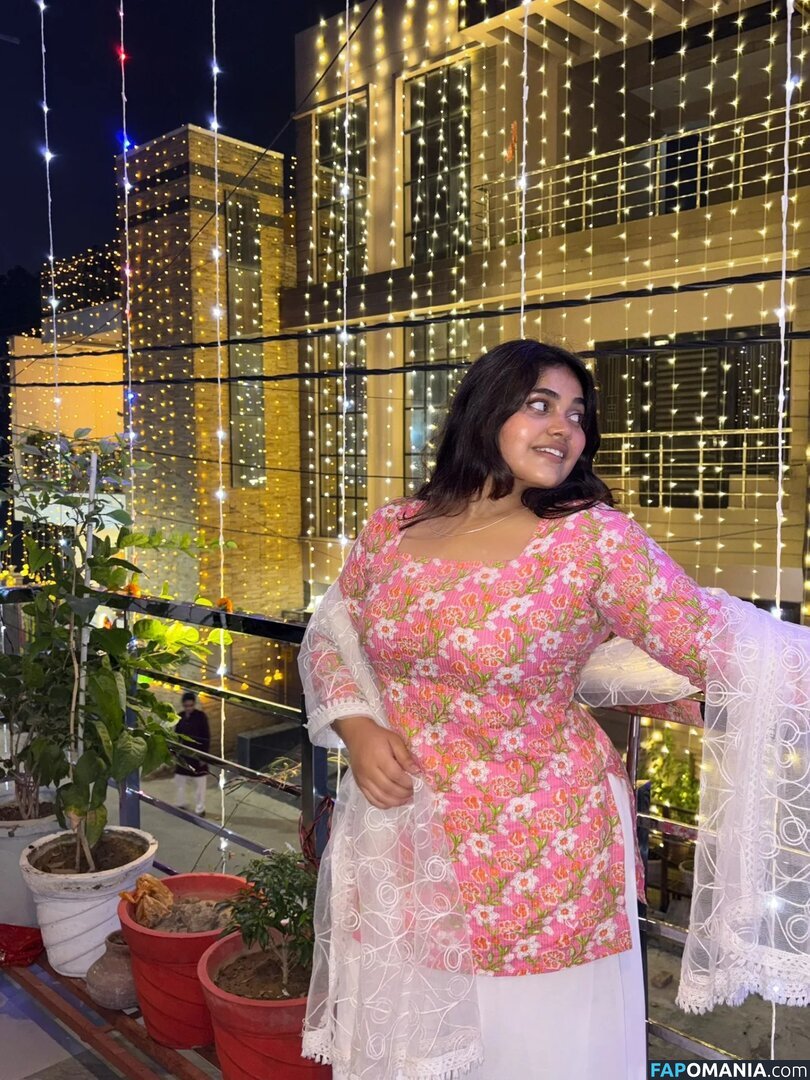 ayushi bhardwaj / ayushi_bhardwajj Nude OnlyFans  Leaked Photo #3