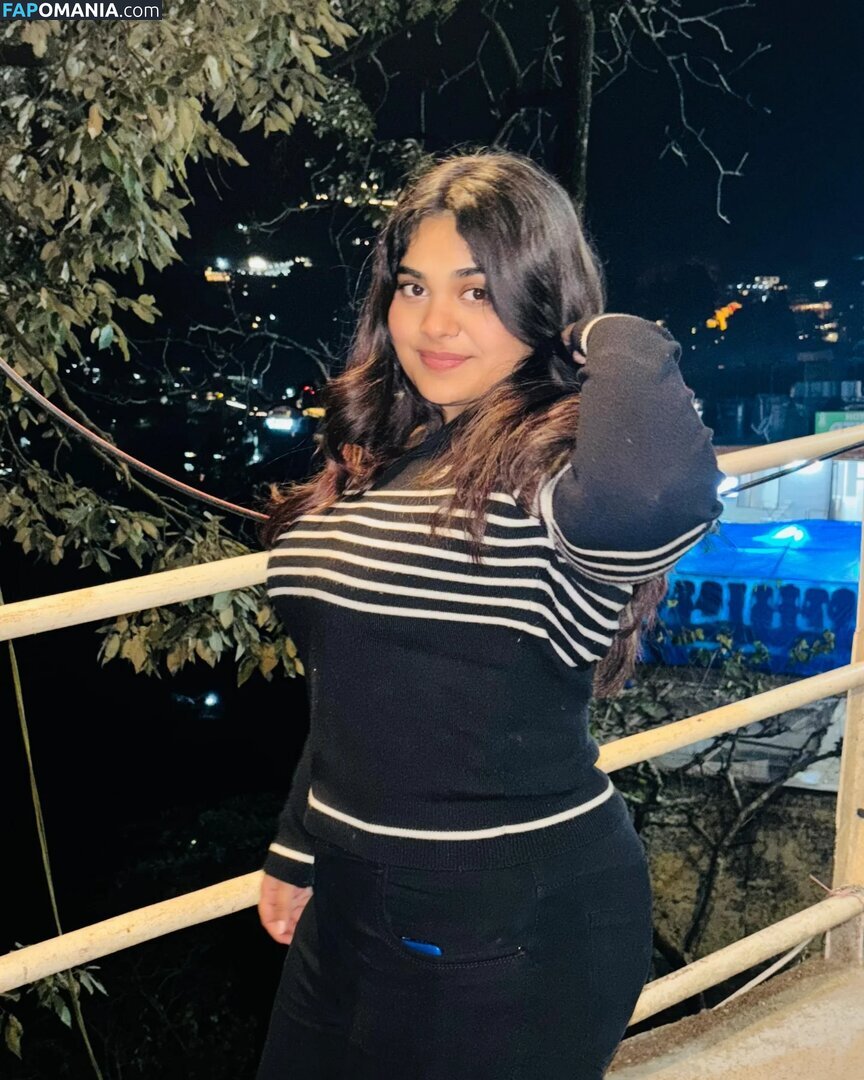 ayushi bhardwaj / ayushi_bhardwajj Nude OnlyFans  Leaked Photo #13