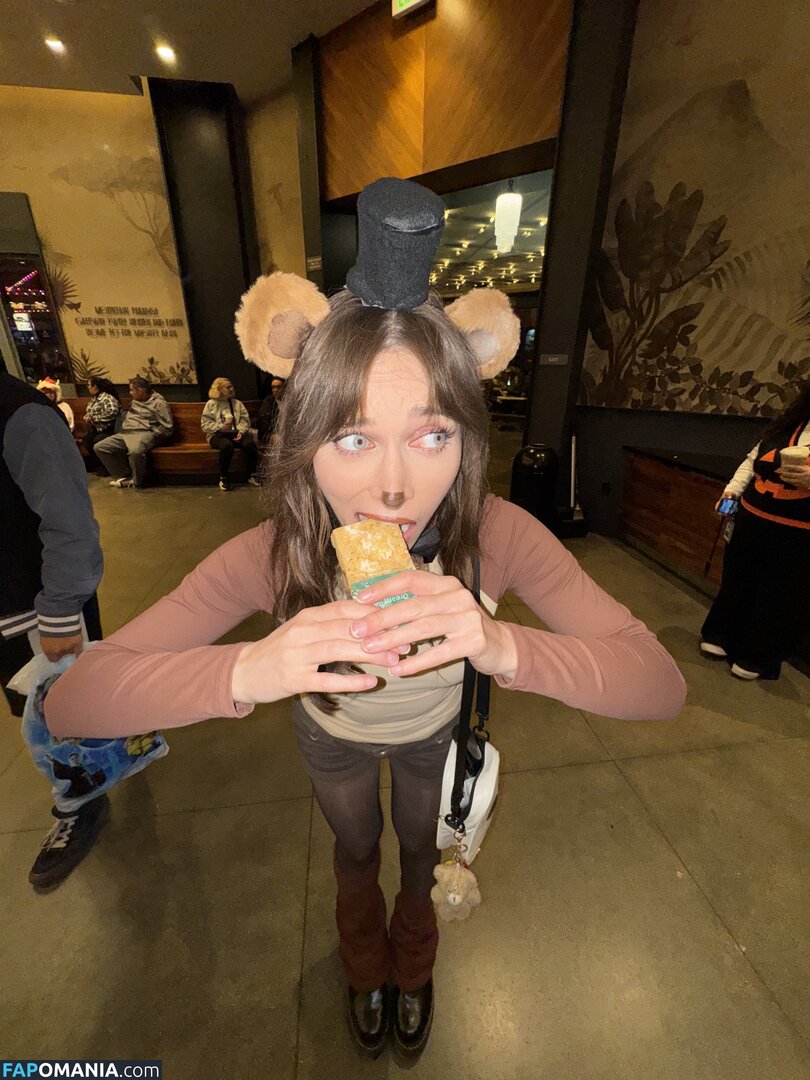 Ayytrae / angelicatrae / omgcosplay Nude OnlyFans  Leaked Photo #82