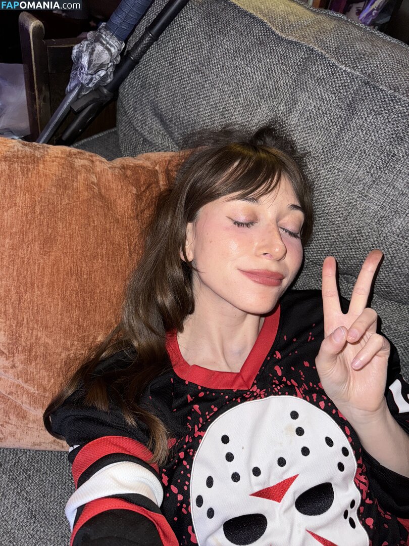 Ayytrae / angelicatrae / omgcosplay Nude OnlyFans  Leaked Photo #85