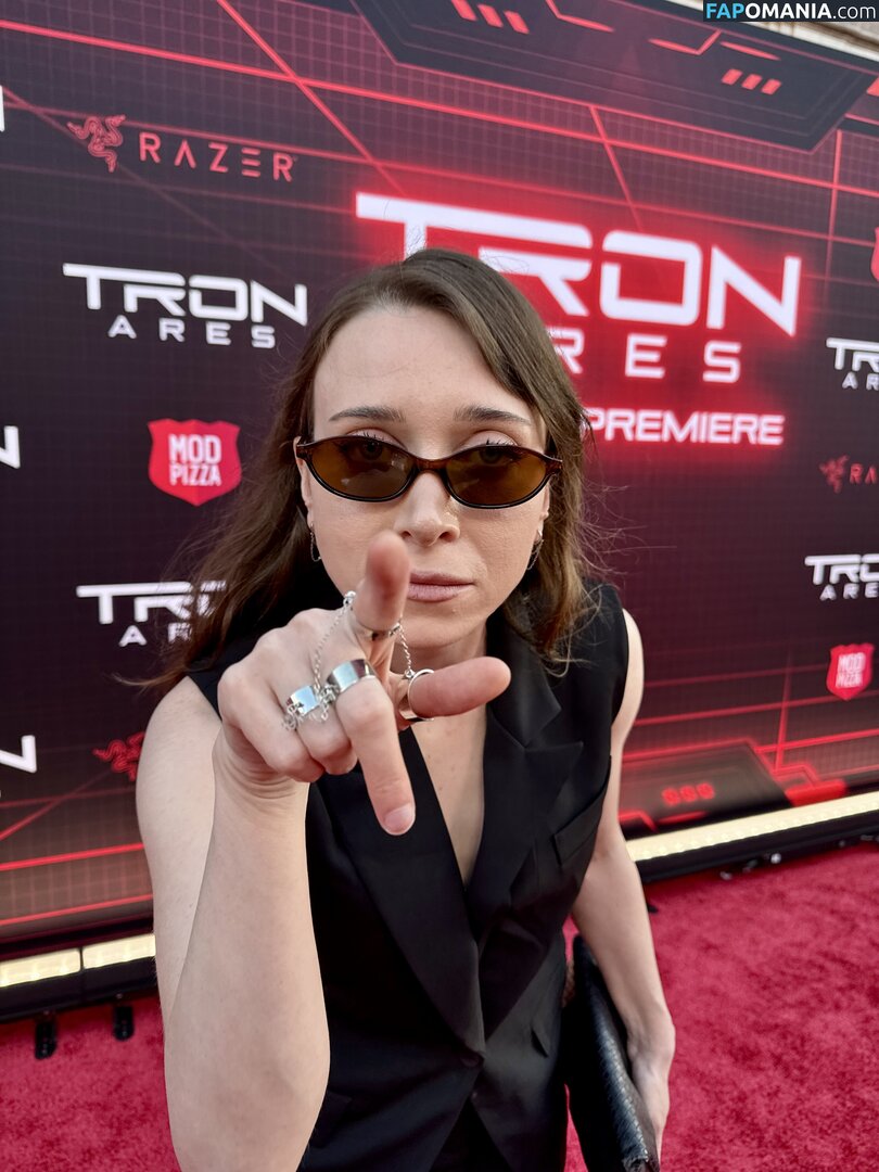 Ayytrae / angelicatrae / omgcosplay Nude OnlyFans  Leaked Photo #99