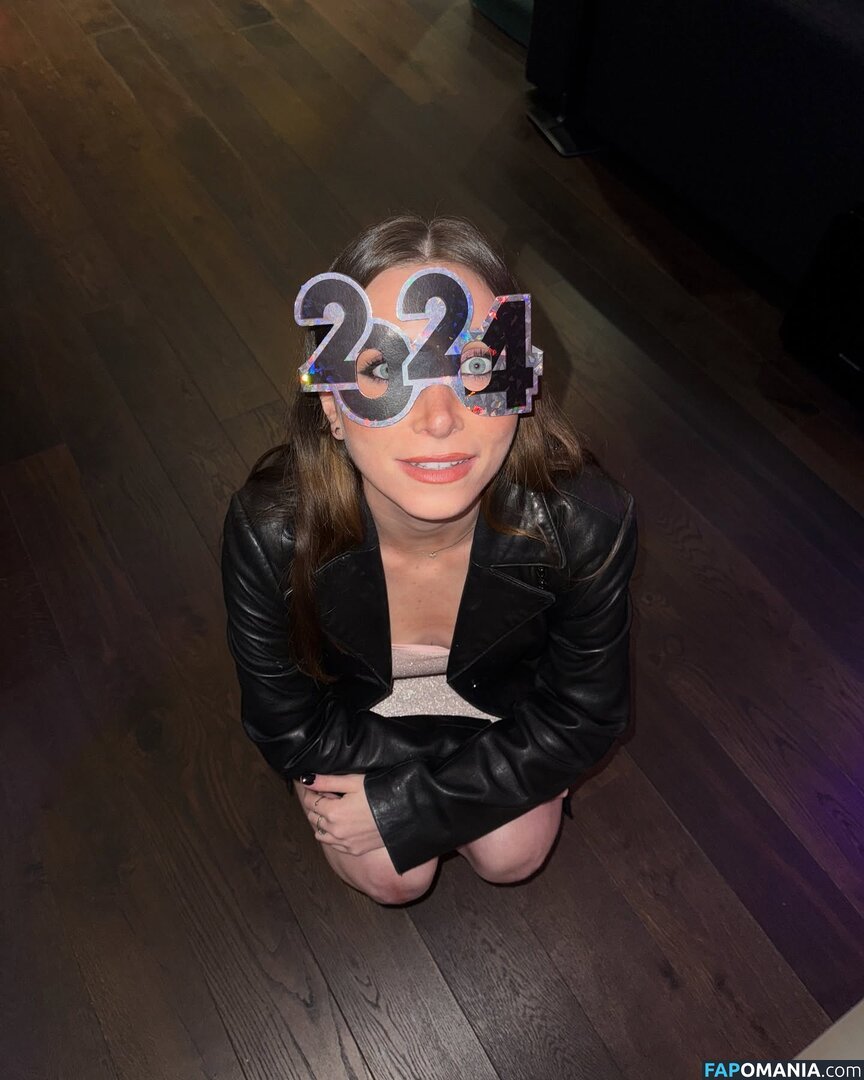 Ayytrae / angelicatrae / omgcosplay Nude OnlyFans  Leaked Photo #103