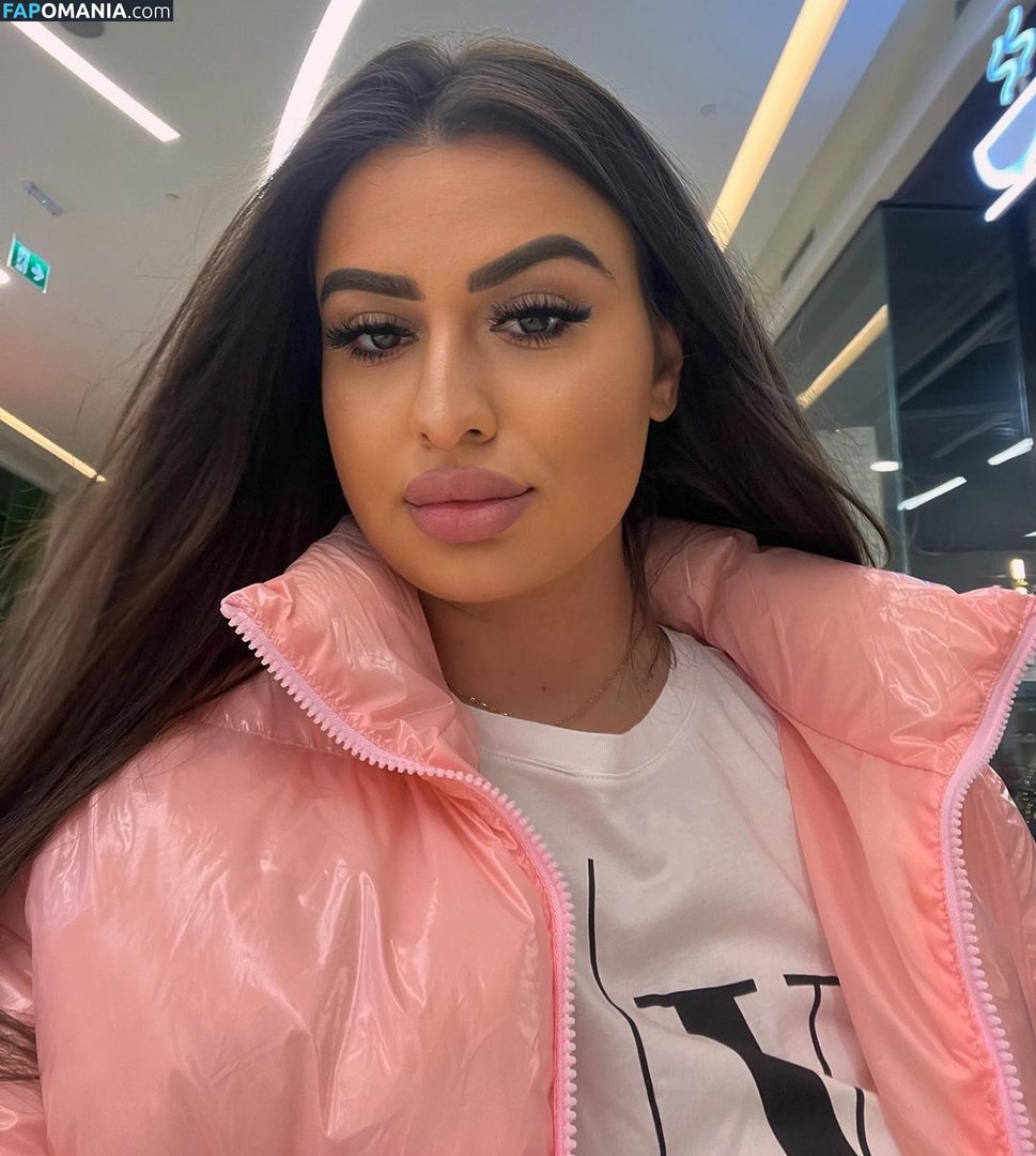 _b_miruna / k.miruu Nude OnlyFans  Leaked Photo #4