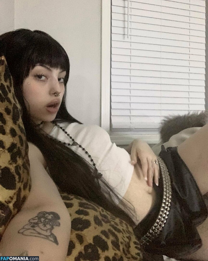 64il0ut / b4i1e3 / b4il3e Nude OnlyFans  Leaked Photo #12