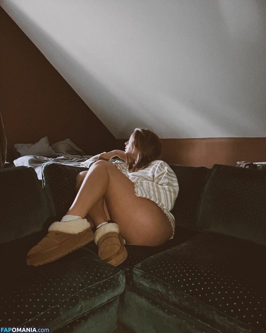 BaaabyC / barbiegotthicc / bitcheslovebrixo Nude OnlyFans  Leaked Photo #7