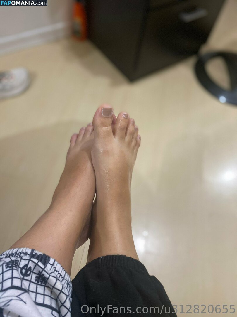 babygirlberry / gabi_berry Nude OnlyFans  Leaked Photo #2