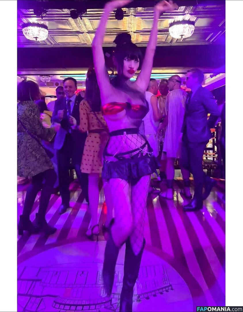 Bai Ling / iambailing Nude OnlyFans  Leaked Photo #639