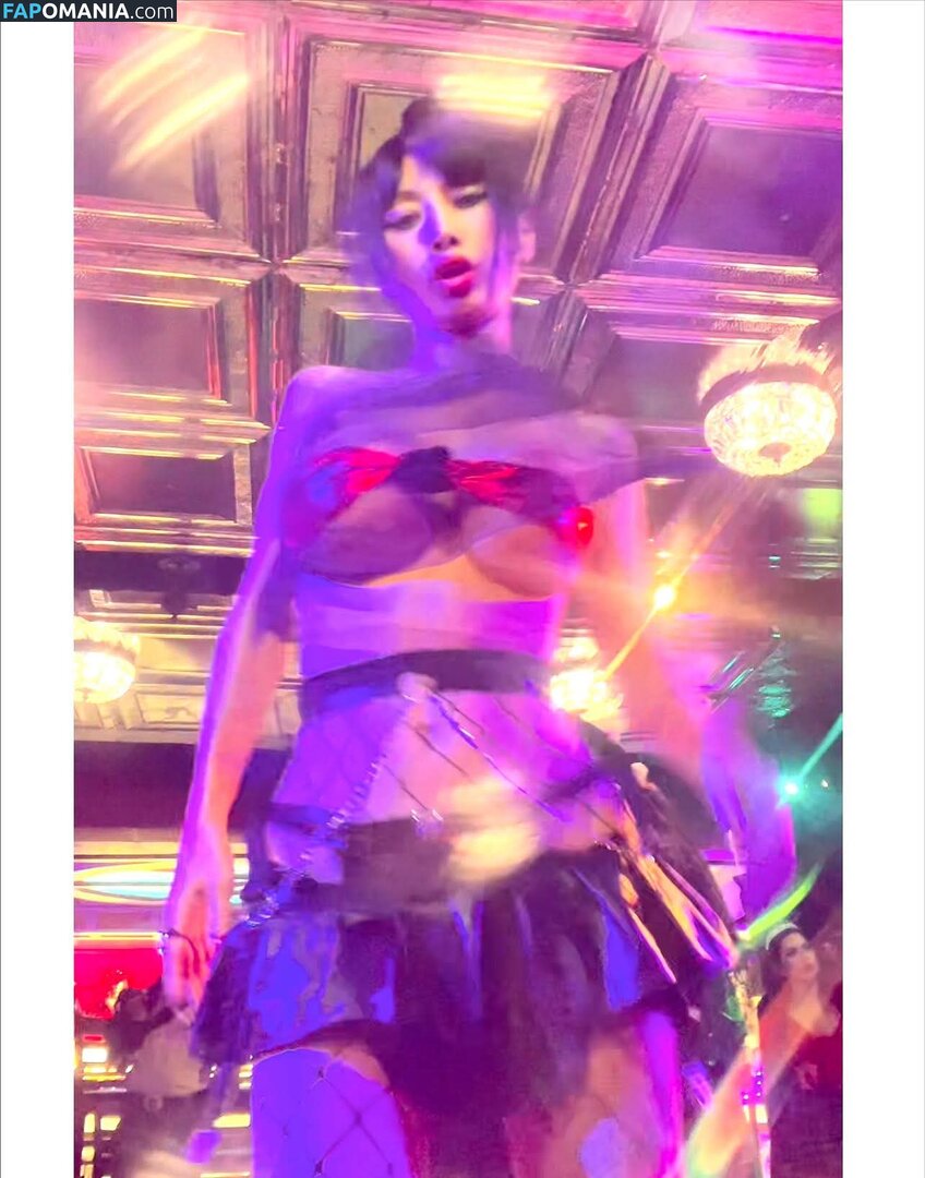 Bai Ling / iambailing Nude OnlyFans  Leaked Photo #644