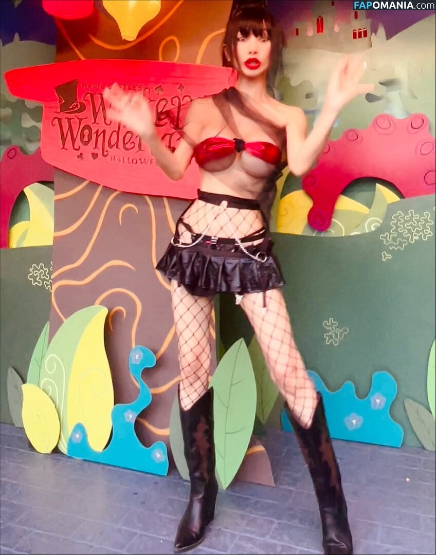 Bai Ling / iambailing Nude OnlyFans  Leaked Photo #649