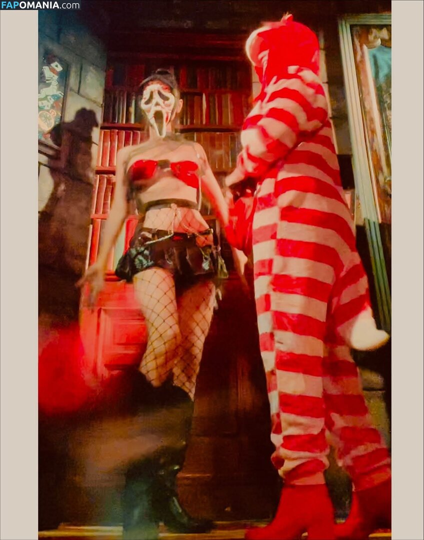 Bai Ling / iambailing Nude OnlyFans  Leaked Photo #655