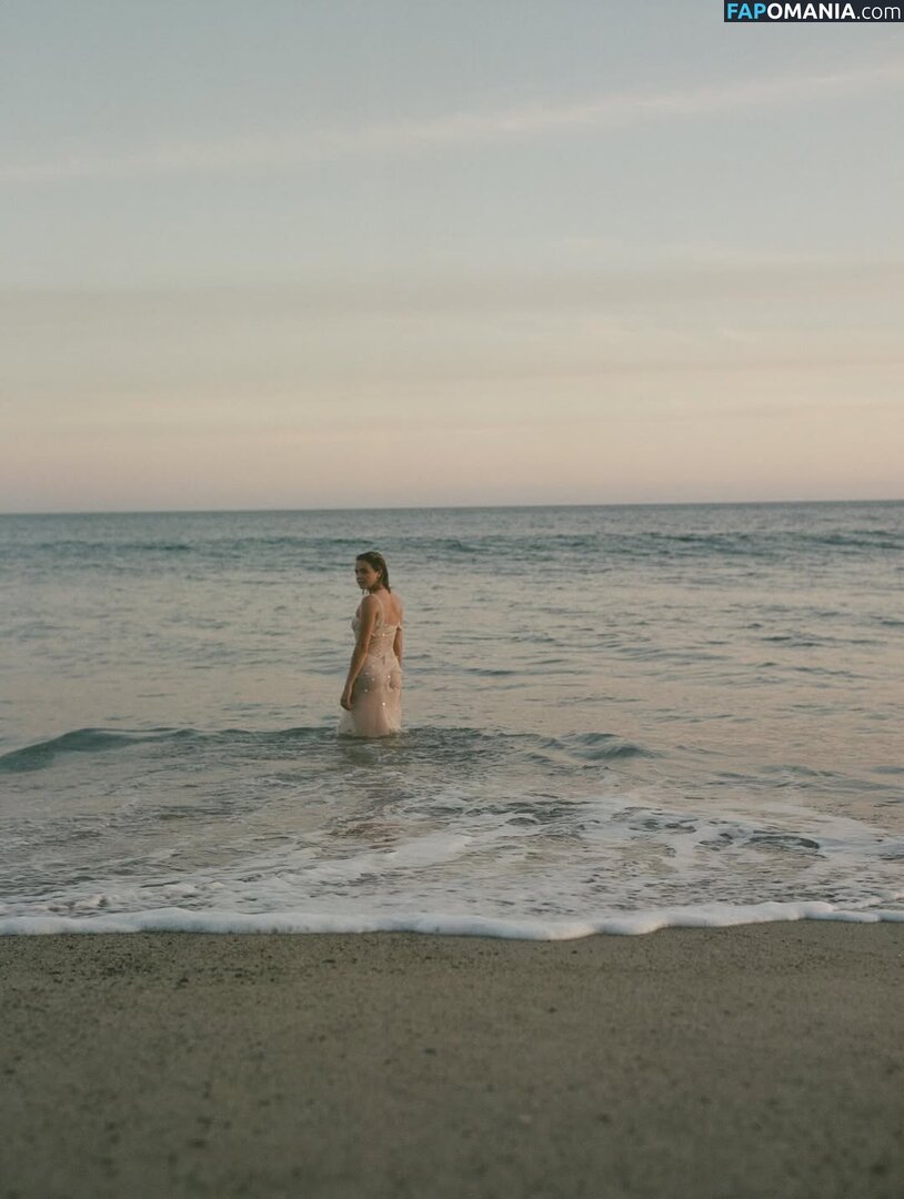 Bailee Madison / baileemadison / bailey_madis0n Nude OnlyFans  Leaked Photo #1