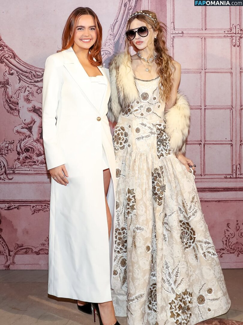 Bailee Madison / baileemadison / bailey_madis0n Nude OnlyFans  Leaked Photo #11