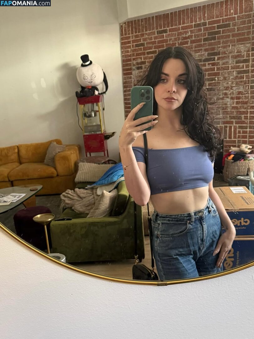 Bailey Meyers / bailienvspredator Nude OnlyFans  Leaked Photo #9