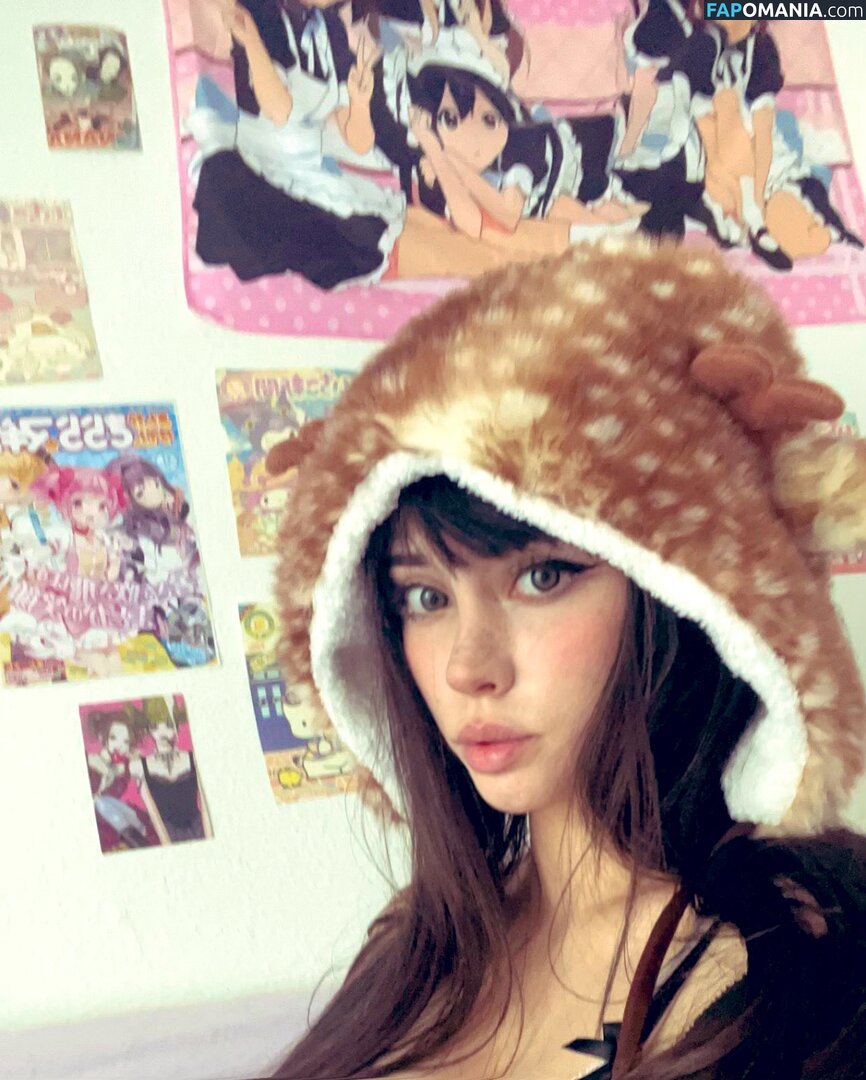 Bambisawa Nude OnlyFans  Leaked Photo #2