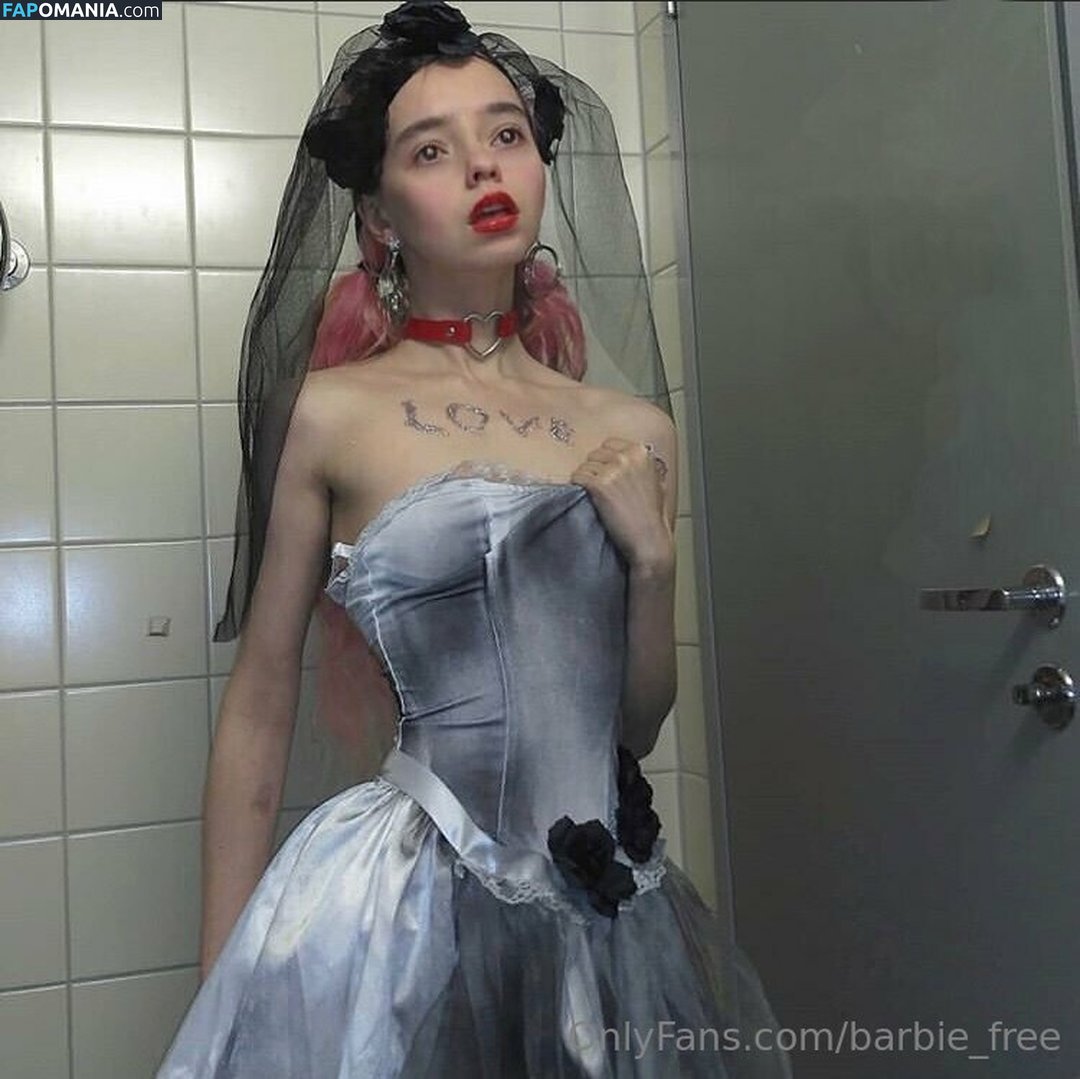 barbie_free / freebarbie Nude OnlyFans  Leaked Photo #27