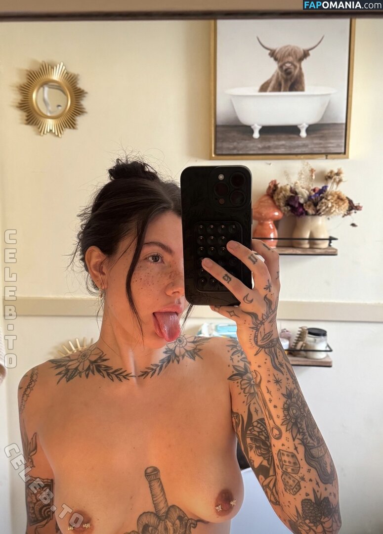 Baristawithtats / _lovinsaraaa_ / https: / lovinsaraaa_ Nude OnlyFans  Leaked Photo #9