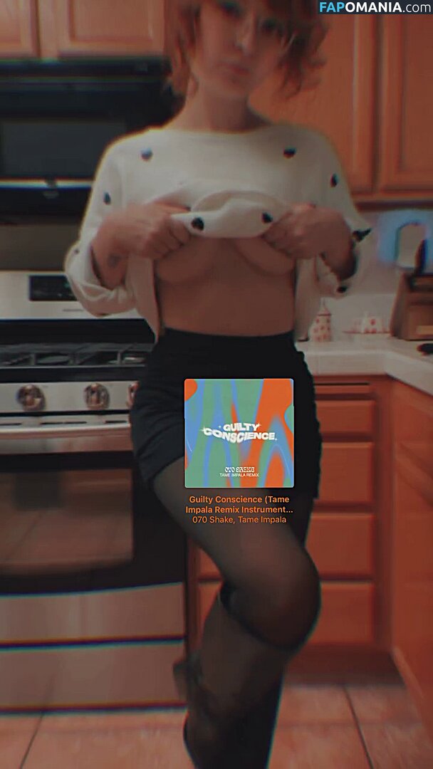 bbjess / bbjesslive Nude OnlyFans  Leaked Photo #2