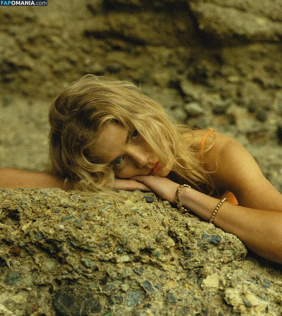 Becca Means / bbnoboobs / beccameans Nude OnlyFans  Leaked Photo #116