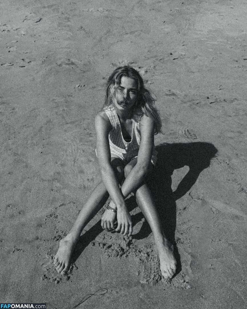 Becca Means / bbnoboobs / beccameans Nude OnlyFans  Leaked Photo #124