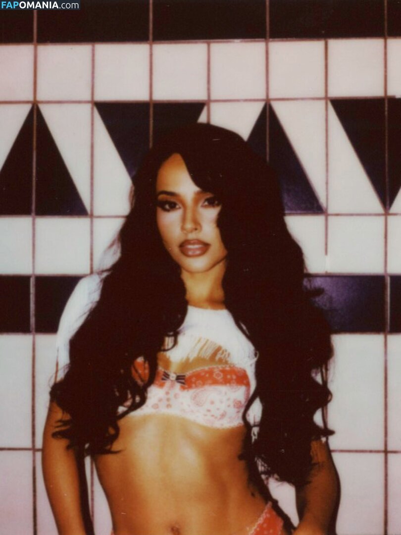 Becky G / iambeckyg / therealbeckyg Nude OnlyFans  Leaked Photo #1046