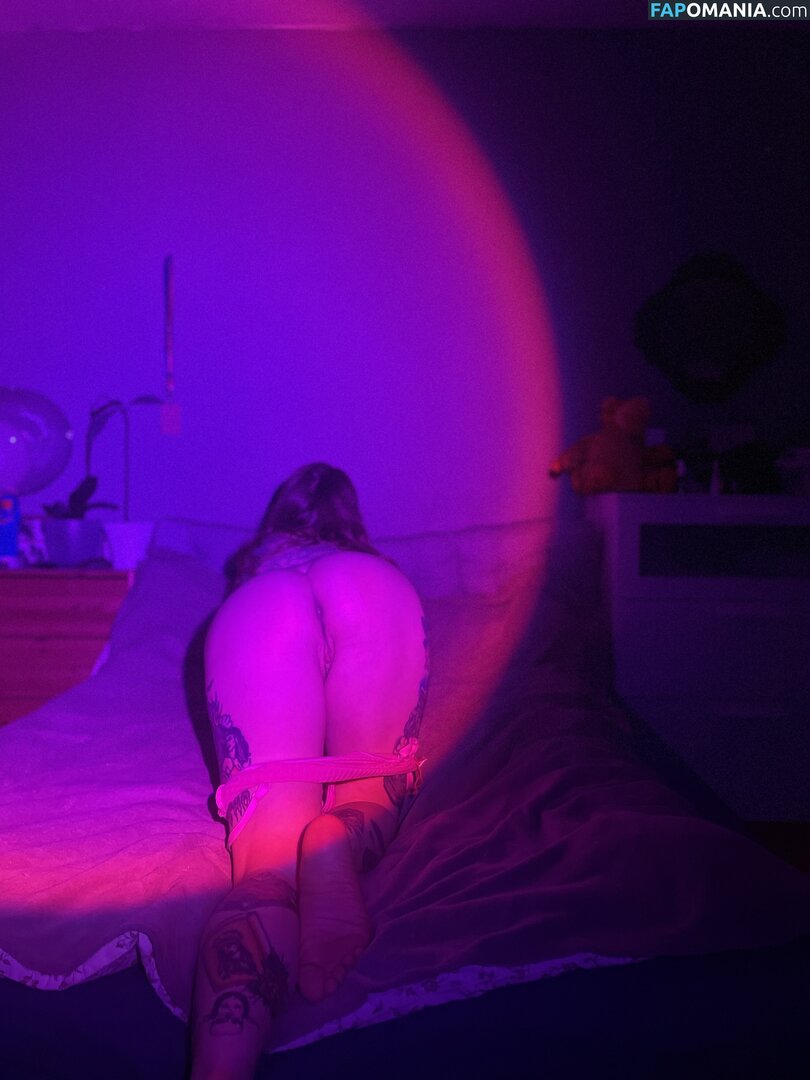 belaya_devushka / зато красивая Nude OnlyFans  Leaked Photo #3