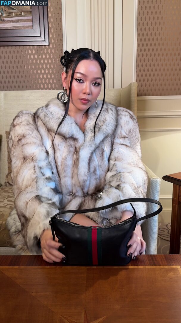 Bella Poarch / bellapoarch / bllapoarch Nude OnlyFans  Leaked Photo #9