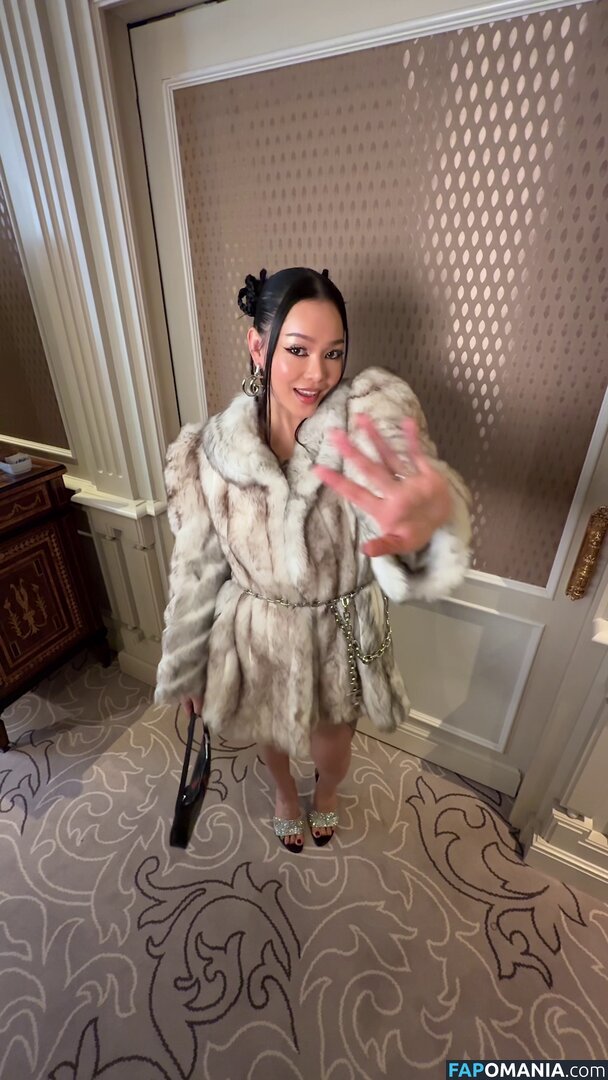 Bella Poarch / bellapoarch / bllapoarch Nude OnlyFans  Leaked Photo #27