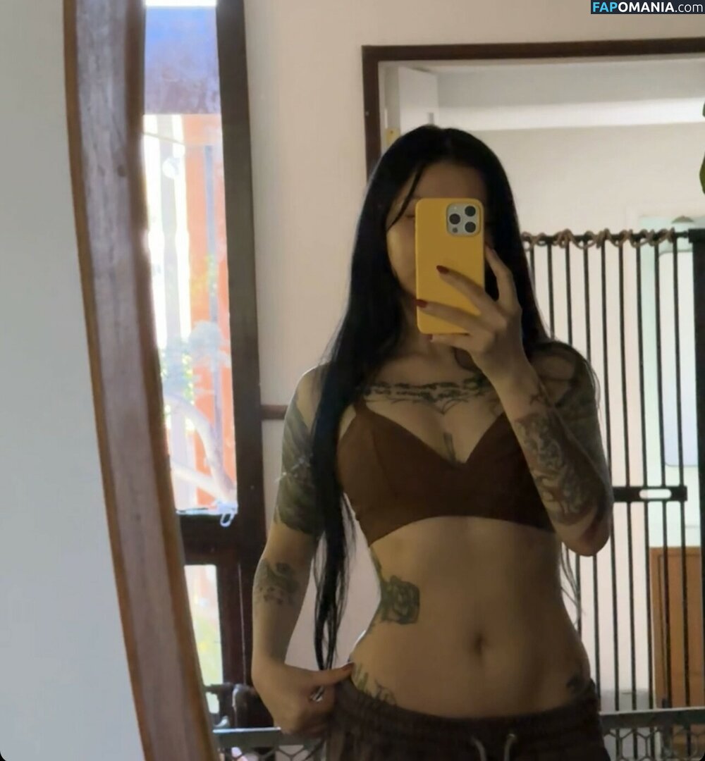 Bella Poarch / bellapoarch / bllapoarch Nude OnlyFans  Leaked Photo #391