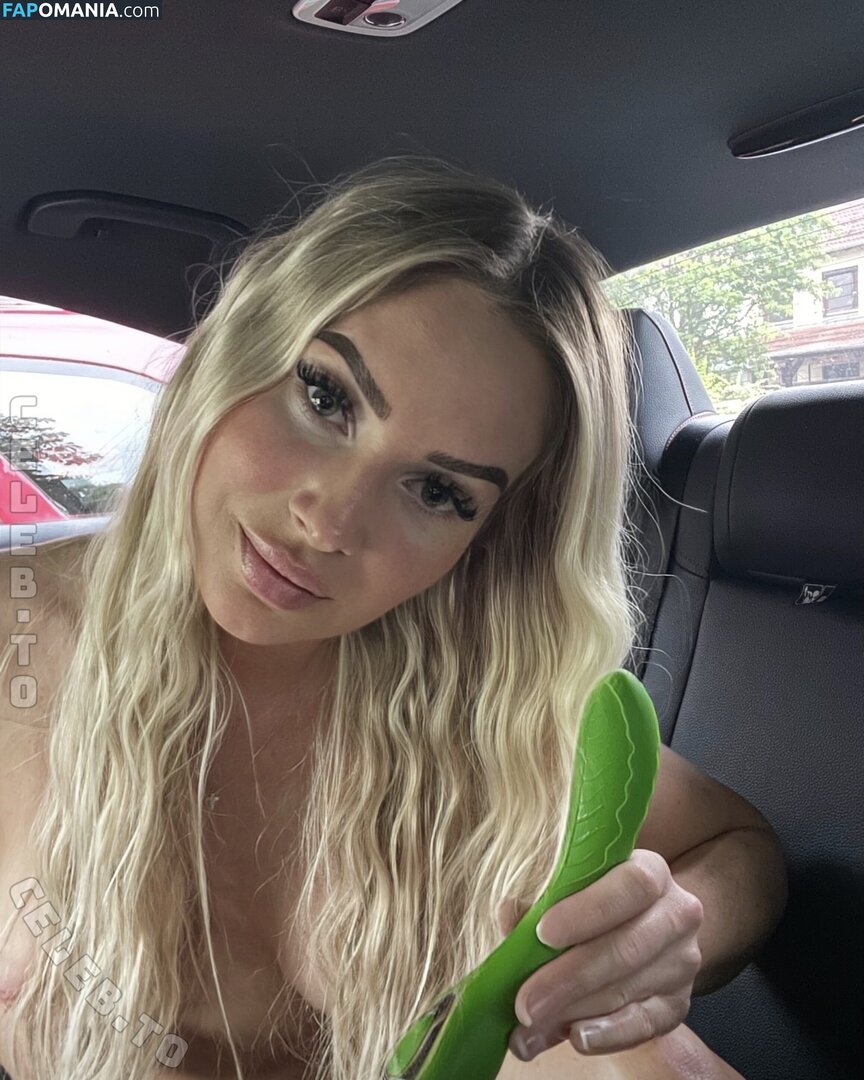 Bella Sinner / bella.sin / bella_sinner_xo Nude OnlyFans  Leaked Photo #3