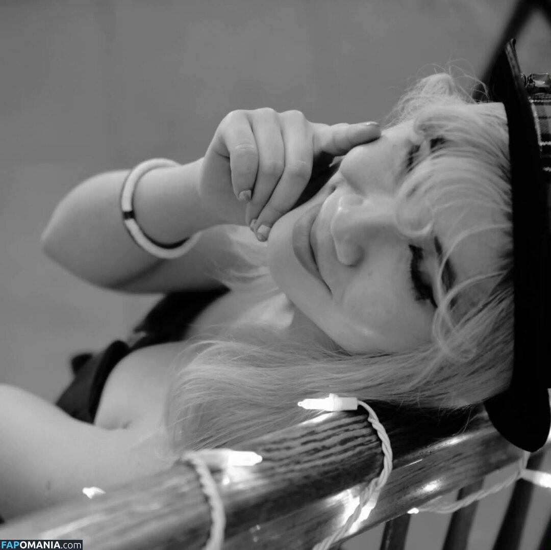 Aquentine / Bessy Q / Final Girlz / Justa Queen / Quynh Văn / _bessy.q_ Nude OnlyFans  Leaked Photo #7