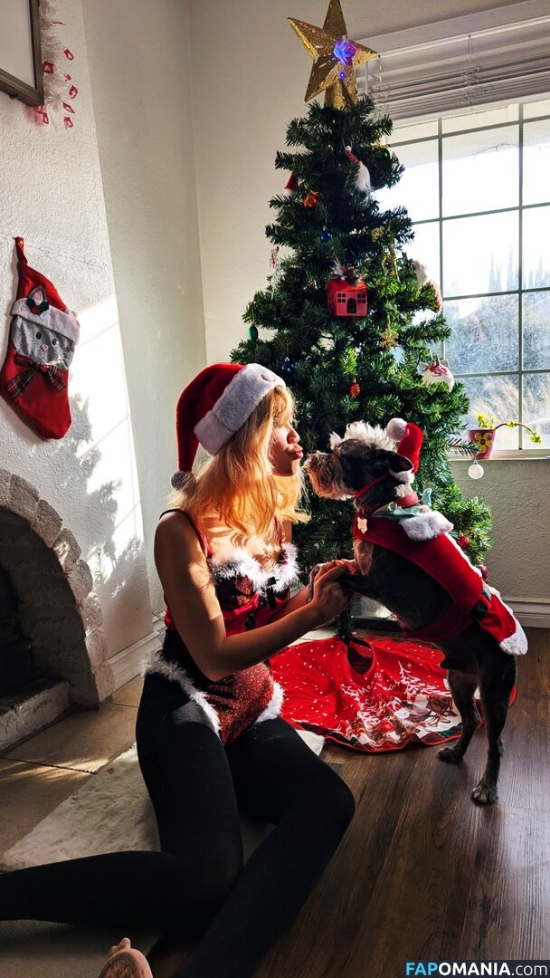 Aquentine / Bessy Q / Final Girlz / Justa Queen / Quynh Văn / _bessy.q_ Nude OnlyFans  Leaked Photo #14