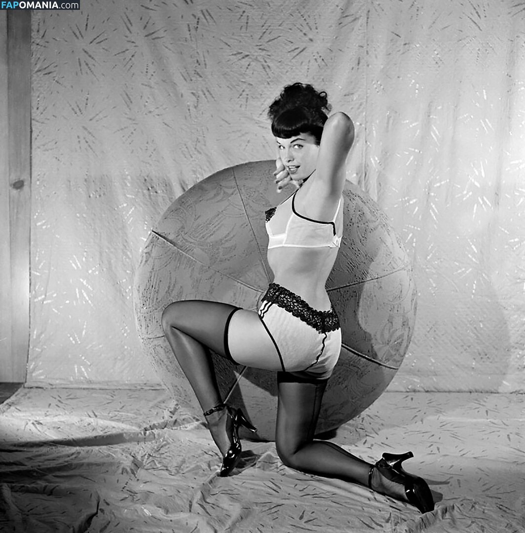 Bettie Page / bettie.page.xo / bettiepage Nude OnlyFans  Leaked Photo #56