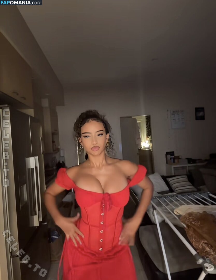 Bianca Alexandra / bianca.alexandrraa / itaintbee Nude OnlyFans  Leaked Photo #5