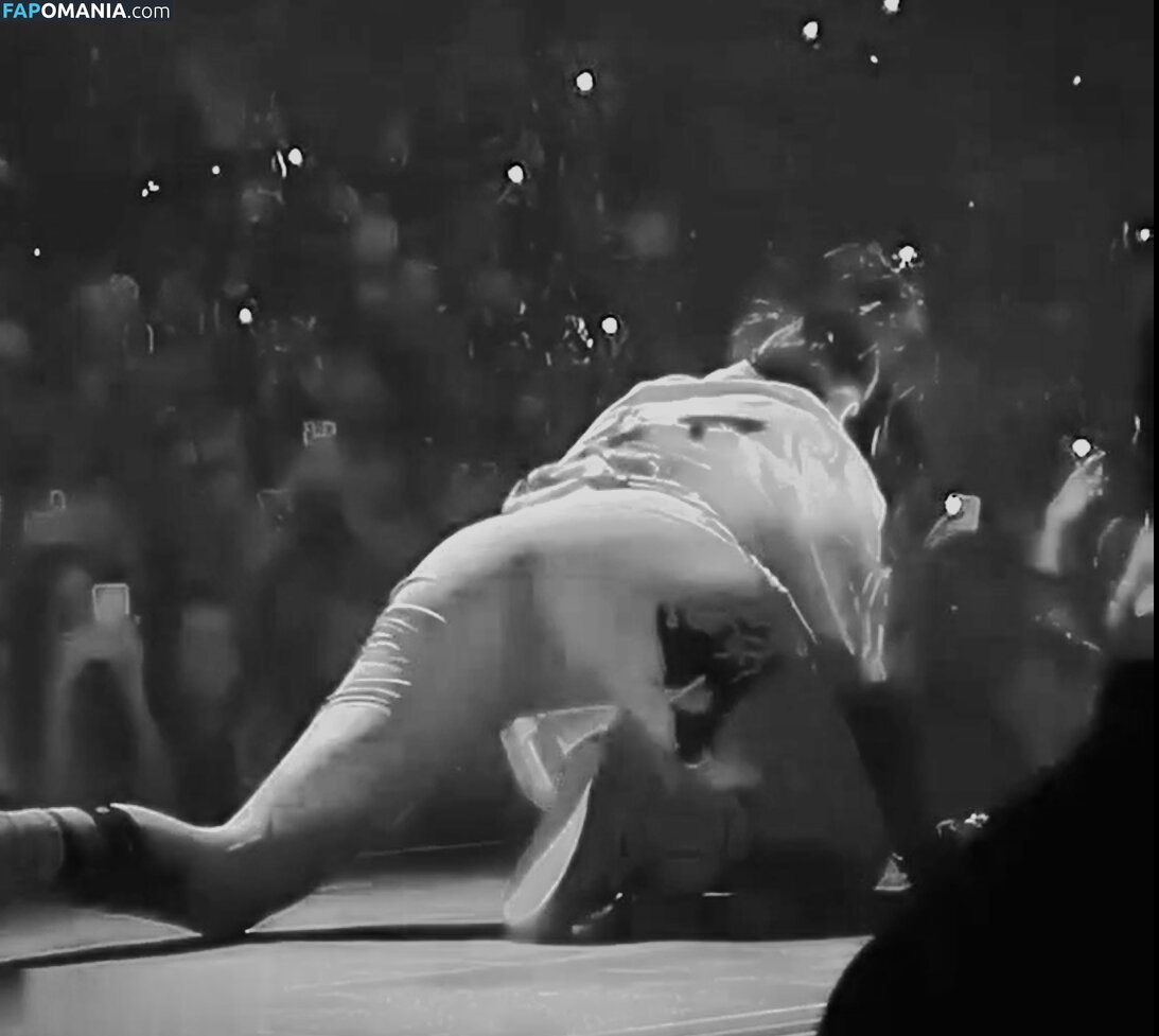 Billie Eilish / Fake / billeeilish / billieeilish Nude OnlyFans  Leaked Photo #2214