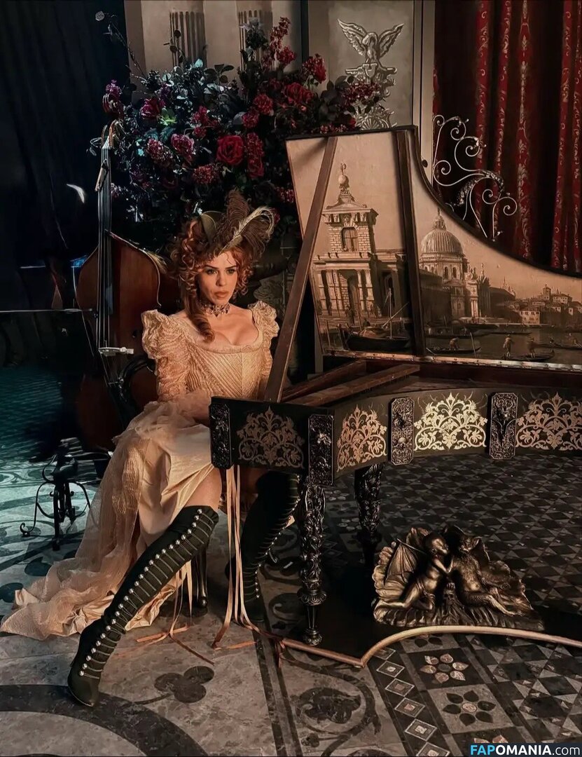 Billie Piper / billiepiper Nude OnlyFans  Leaked Photo #269