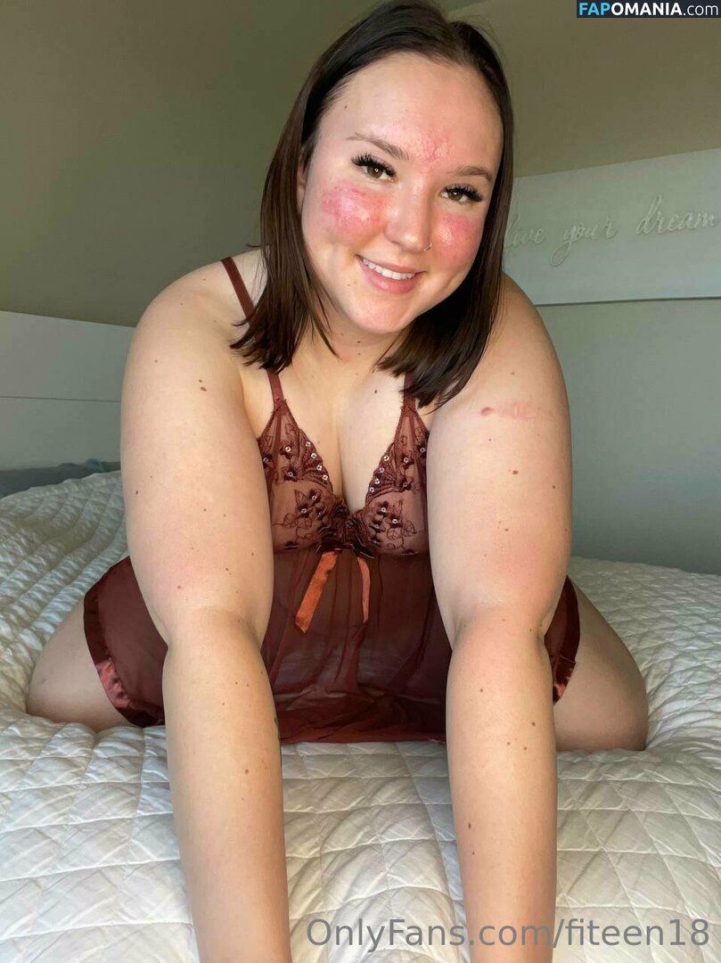 bisexualcollegegirl / rubitout Nude OnlyFans  Leaked Photo #6