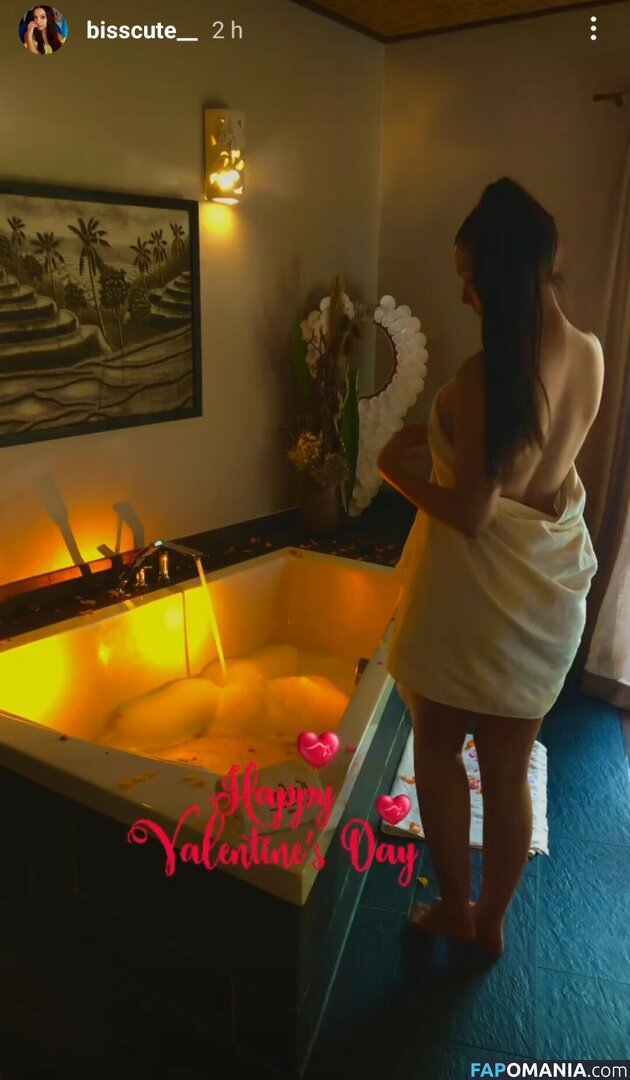 Bisscute / Bisscute_ / bisscute__ Nude OnlyFans  Leaked Photo #10