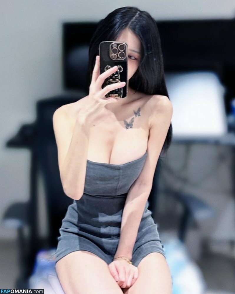 Biya / biatrois / biya1024 Nude OnlyFans  Leaked Photo #5