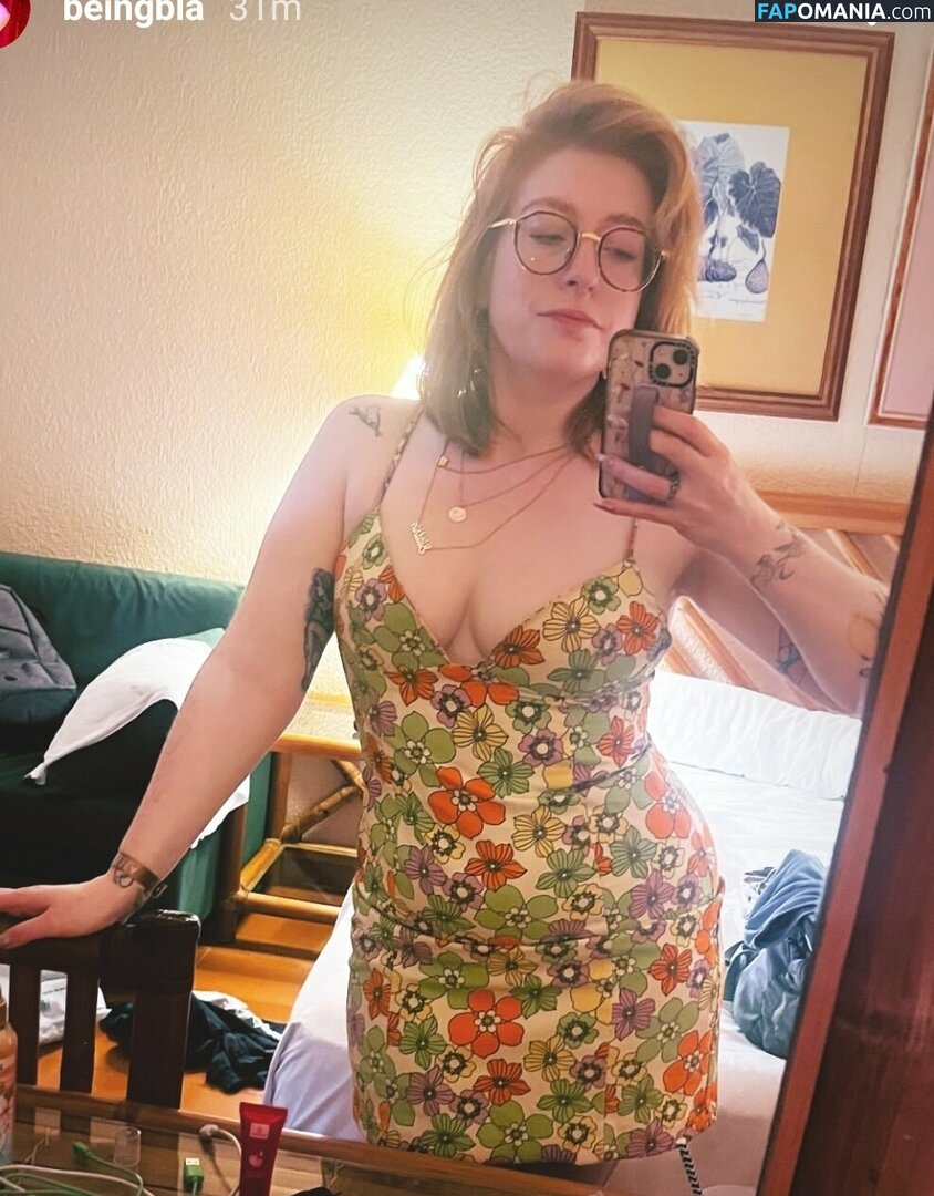 Blaithin De Burca / scarletforyou Nude OnlyFans  Leaked Photo #11