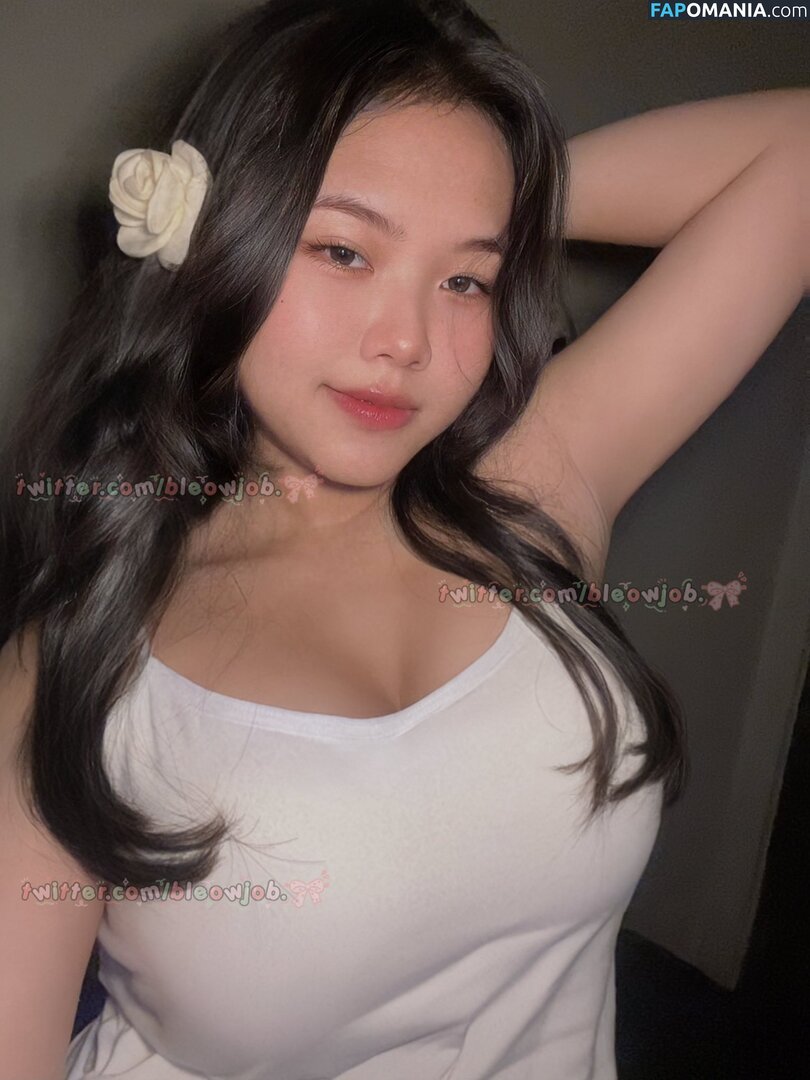 Awaifuu / Bleowjob / awaifu / awaifu_u / mychia. Nude OnlyFans  Leaked Photo #2