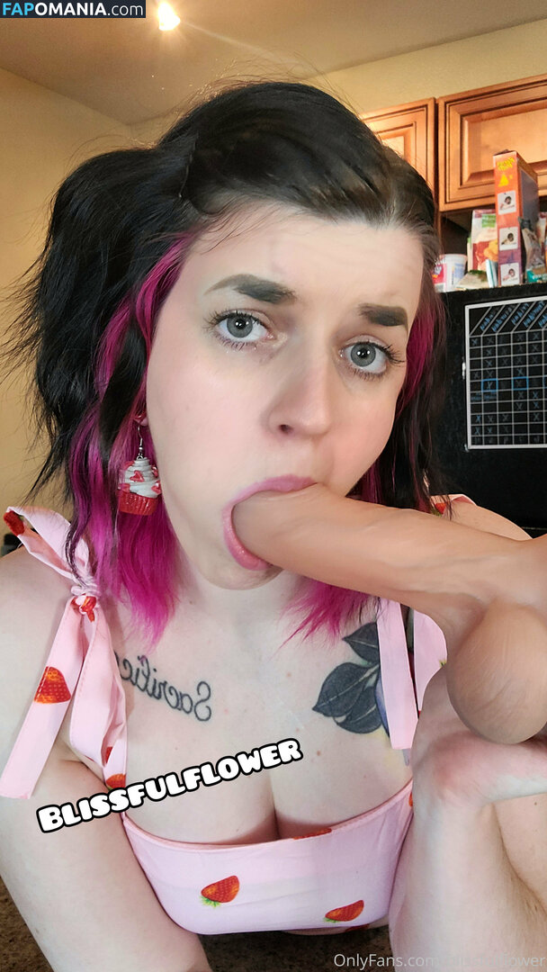 blisscatalog / nye_ohh_mee Nude OnlyFans  Leaked Photo #39