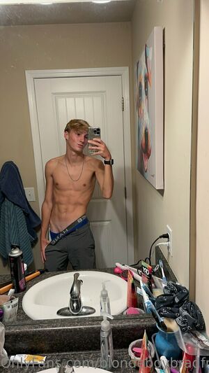 blondeboybradfree