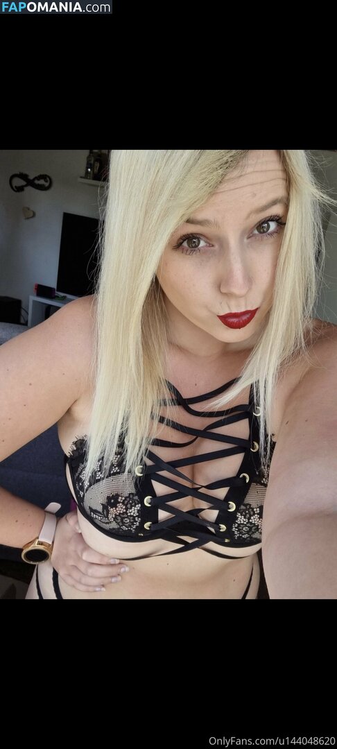blondigirlll Nude OnlyFans  Leaked Photo #2