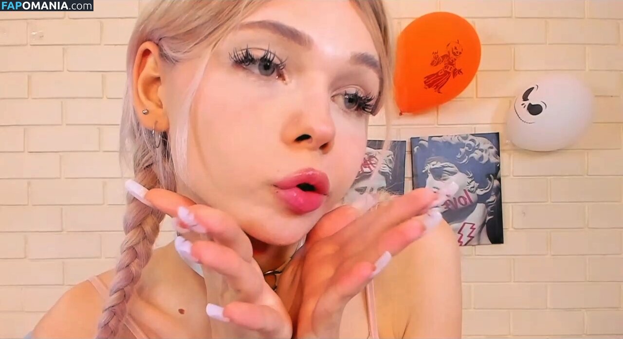 Blondy_fina / blondy_curvy2595 Nude OnlyFans  Leaked Photo #2
