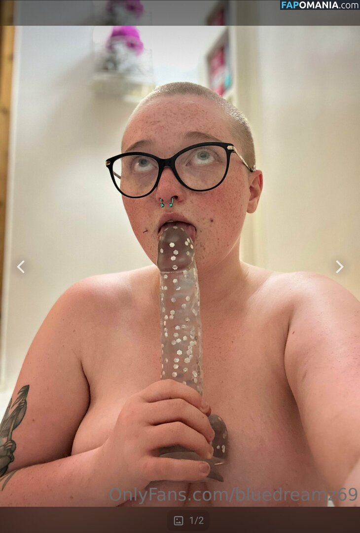 Blue Dreamz / Blueberry Crush / blue_dreamzzzzz Nude OnlyFans  Leaked Photo #3