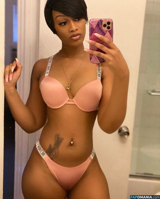 Melodic_Network_8958 / __Bombshell__ / bombshell.xx / bombshell228 Nude OnlyFans  Leaked Photo #31