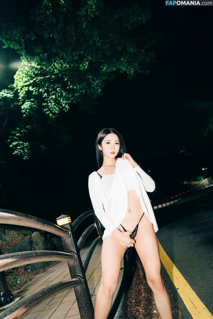 Bomi / Girl Crush KPop / bomistry / bomistry2022 / girlcrushfancam Nude OnlyFans  Leaked Photo #8