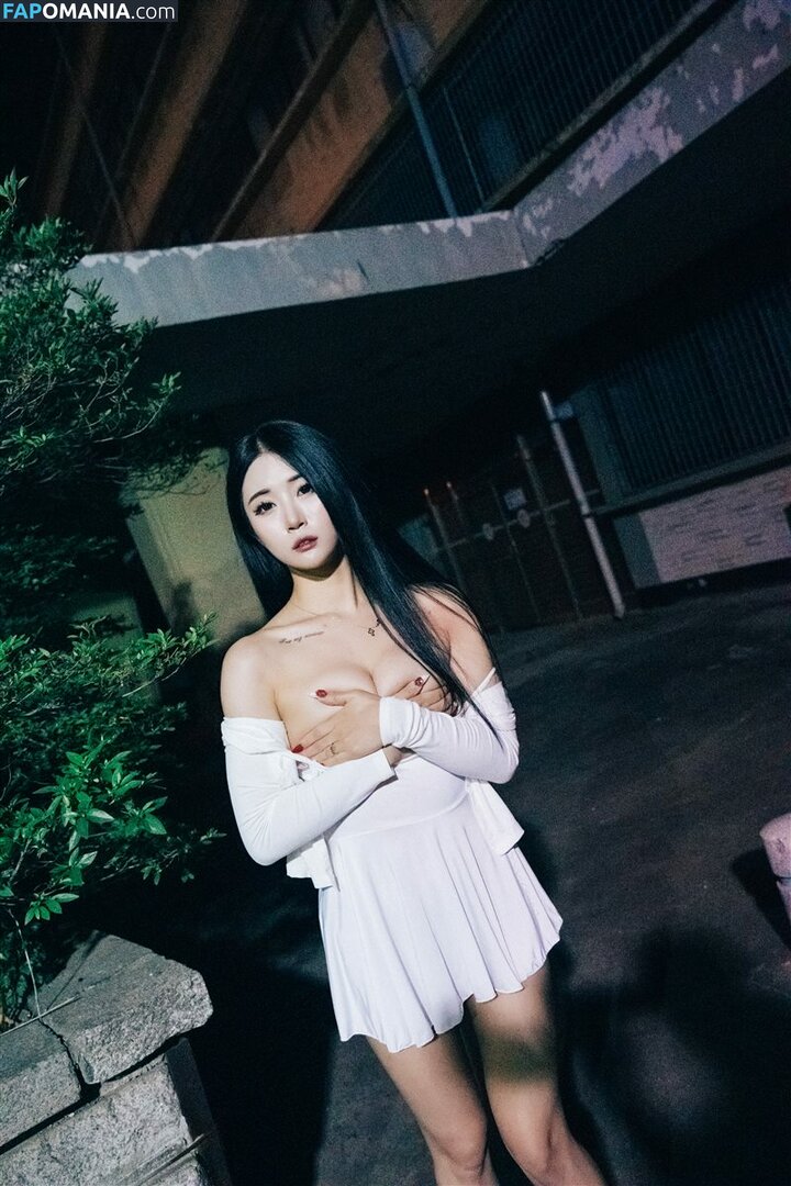 Bomi / Girl Crush KPop / bomistry / bomistry2022 / girlcrushfancam Nude OnlyFans  Leaked Photo #13