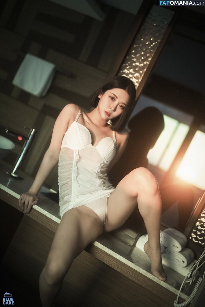 Bomi / Girl Crush KPop / bomistry / bomistry2022 / girlcrushfancam Nude OnlyFans  Leaked Photo #278