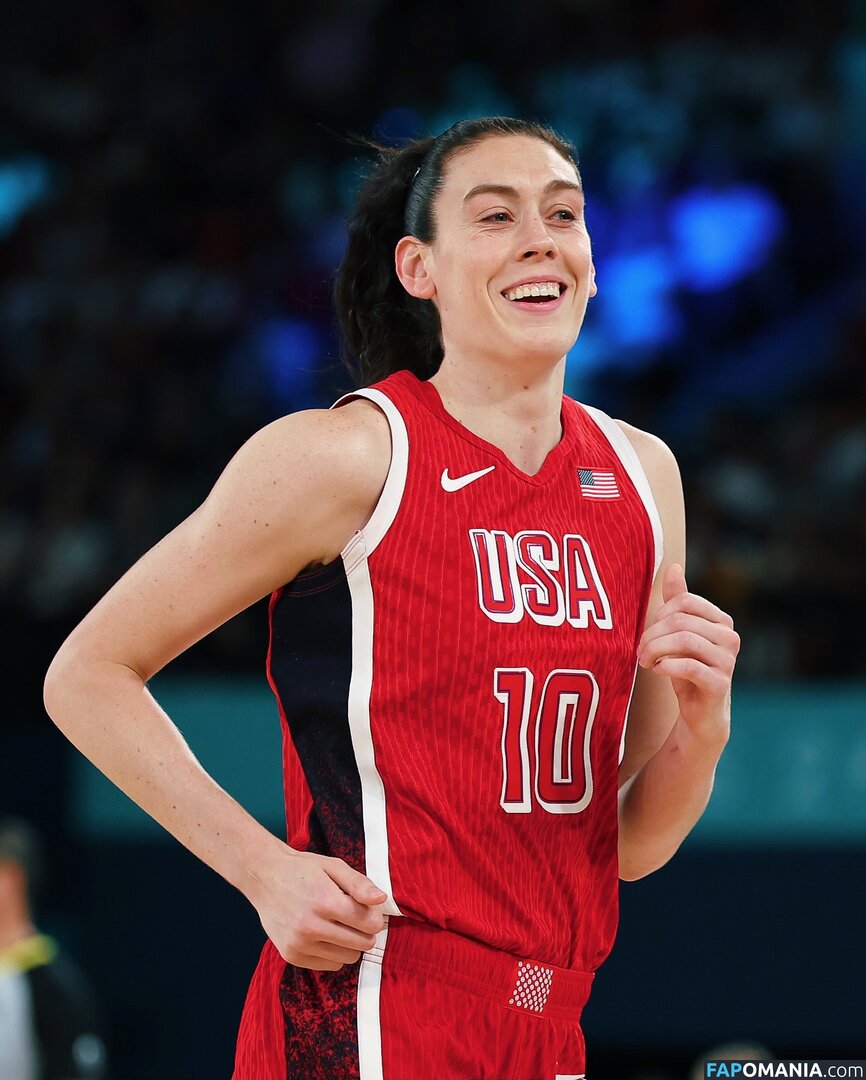Breanna Stewart / WNBA Player / breannastewart30 Nude OnlyFans  Leaked Photo #12